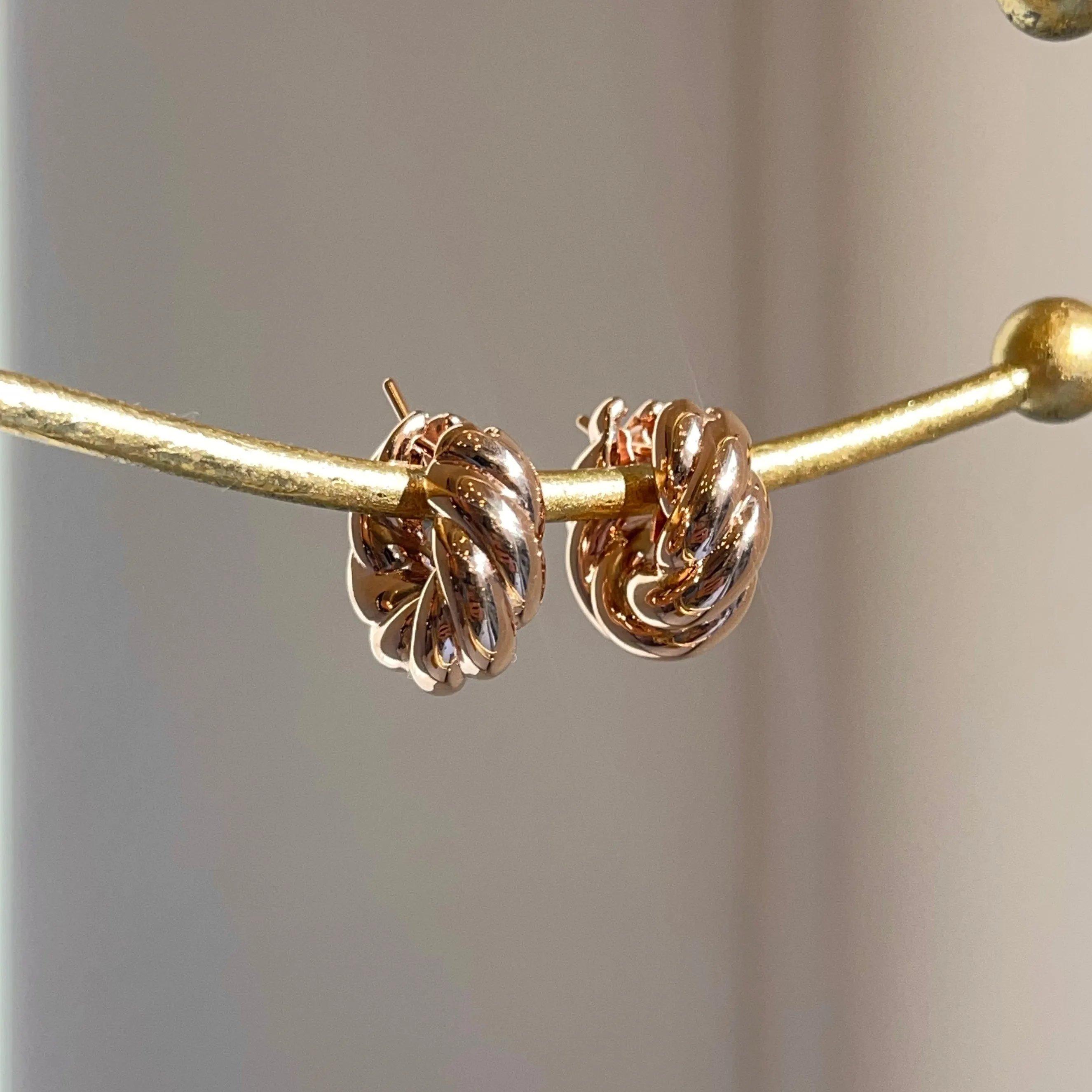 14KT Rose Gold Chunky Twisted Huggie Hoop Earrings 19mm