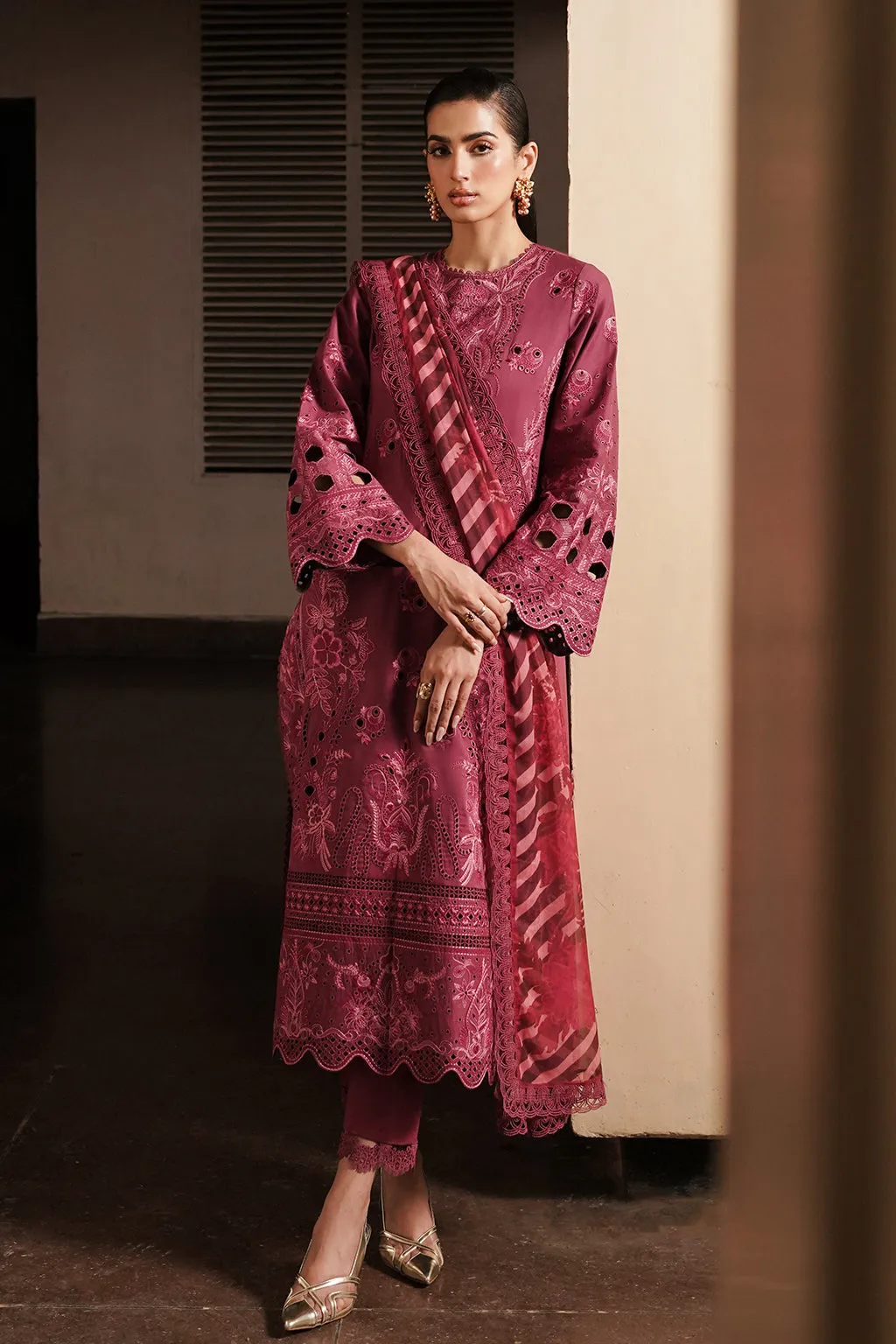 AFROZEH | Chikankari Lawn '24 | Cordovan