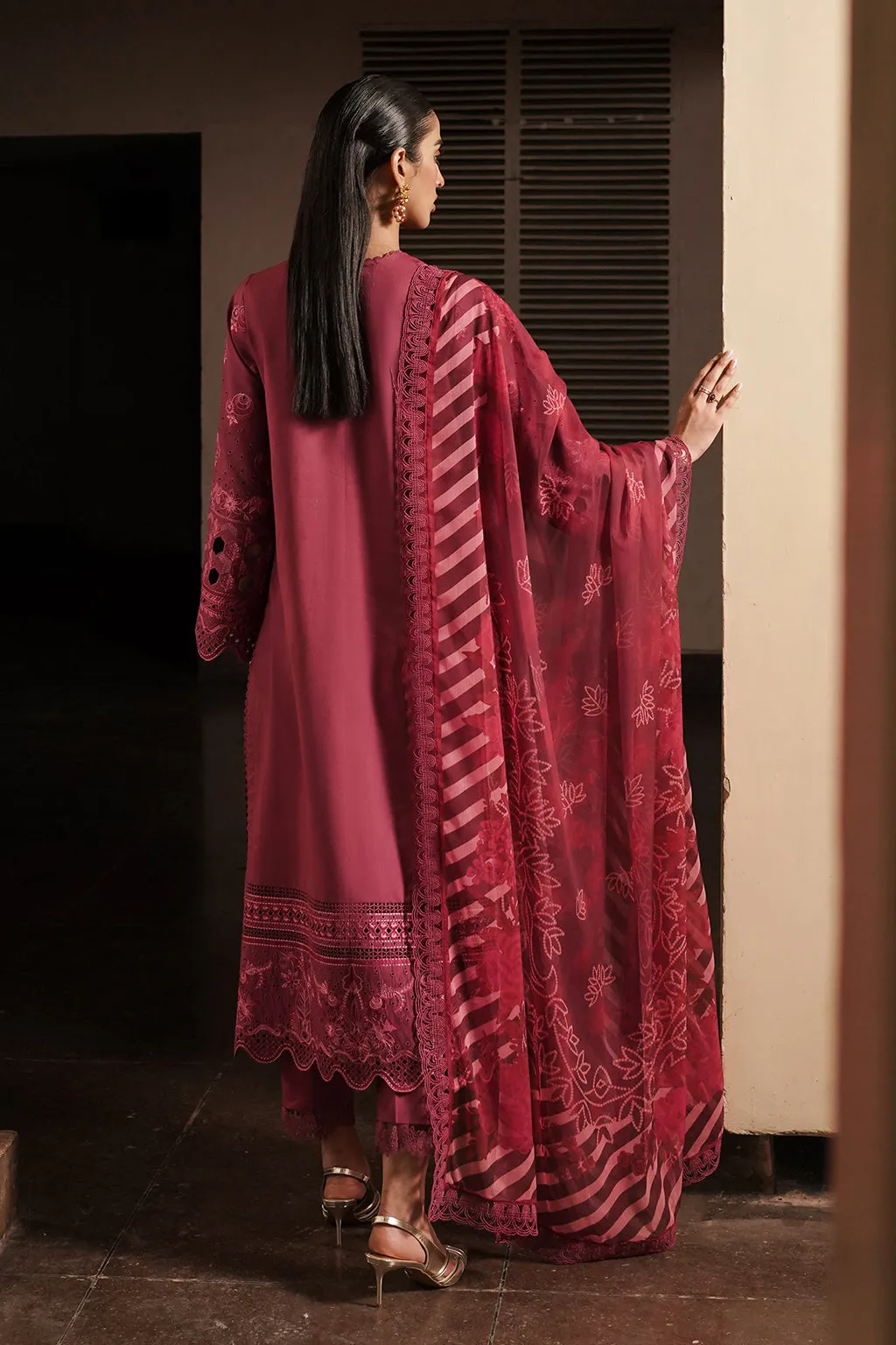 AFROZEH | Chikankari Lawn '24 | Cordovan