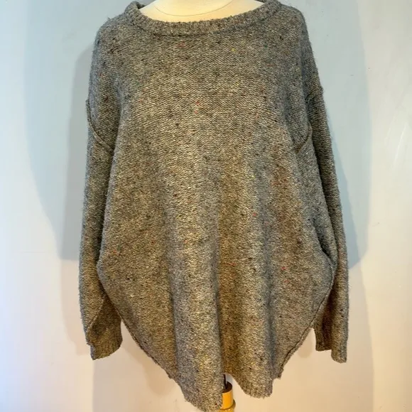 Aritzia Wilfred oversized confetti colour fleck crew neck drop sleeve sweater M