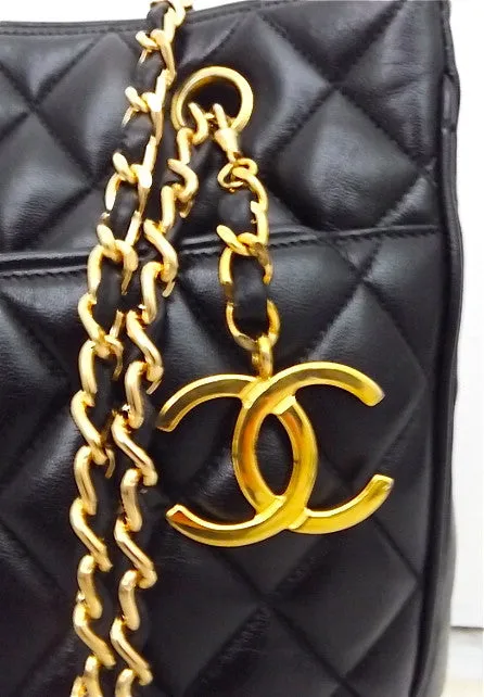 Authentic Chanel Vintage Black Jumbo Tote