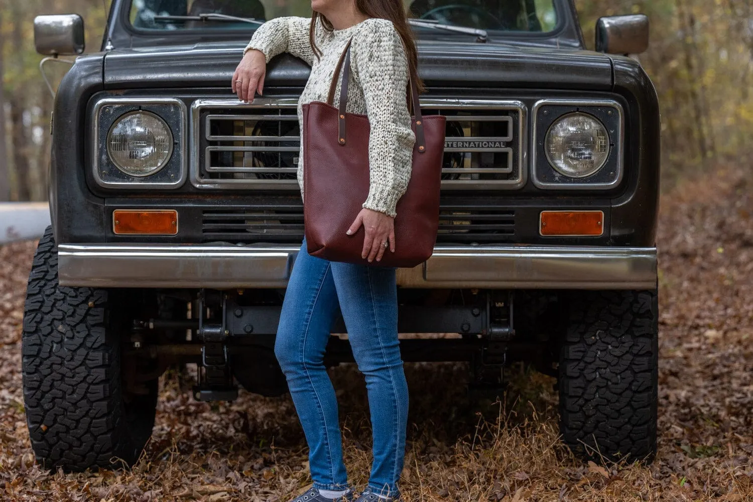 AVERY LEATHER TOTE BAG - SLIM LARGE - MERLOT