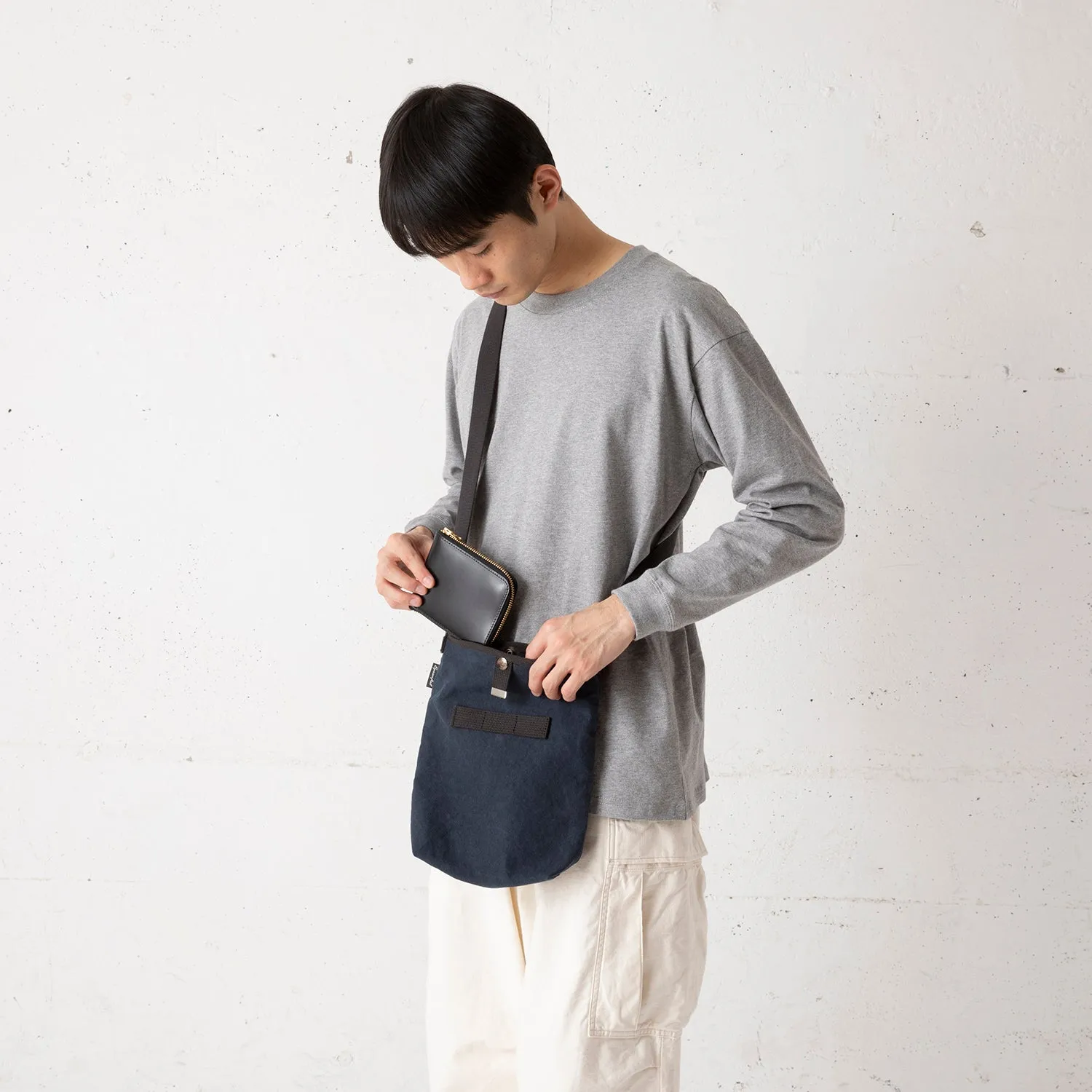 BARNS OUTFITTERS | バーンズ アウトフィッターズ　CORDOVAN ROUND ZIP