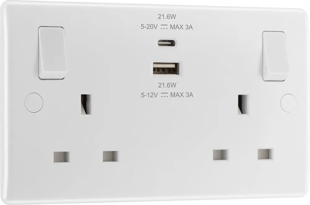 BG 822UAC22 White Round Edge 13A Double Switched Power Socket   USB A C (22W)