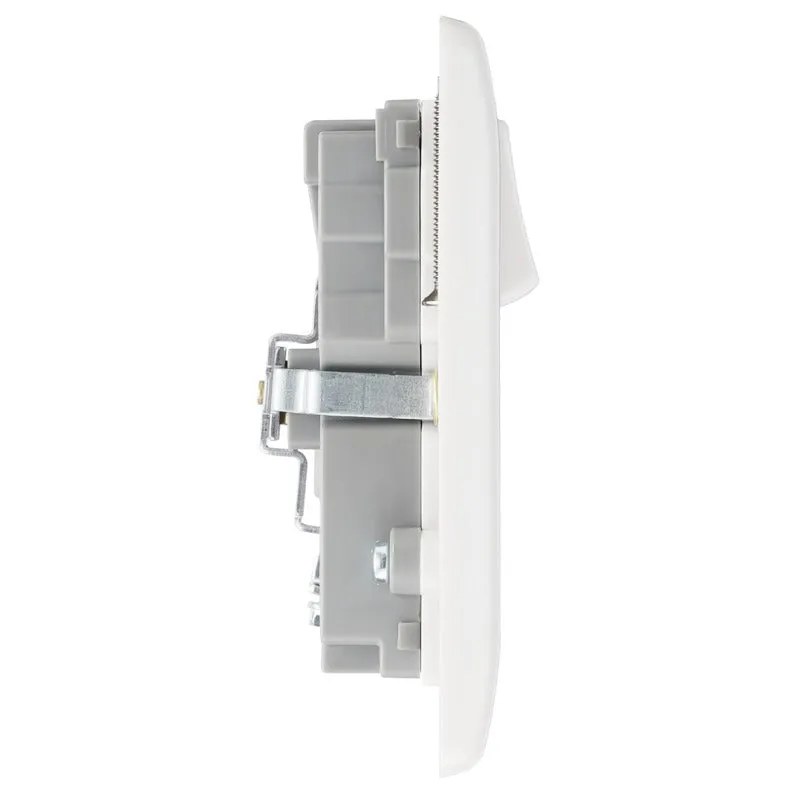 BG 822UAC30 White Round Edge 13A Double Socket   USB A C (30W)