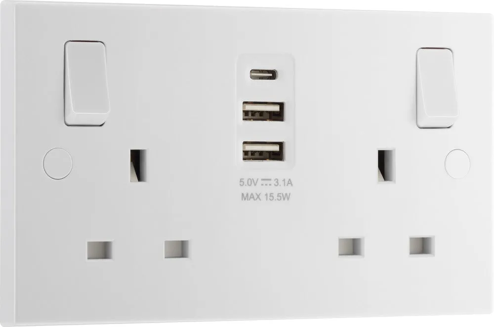 BG 922UAAC15 White Square Edge 13A Double Socket   2xUSB A  1xUSB C(15W)