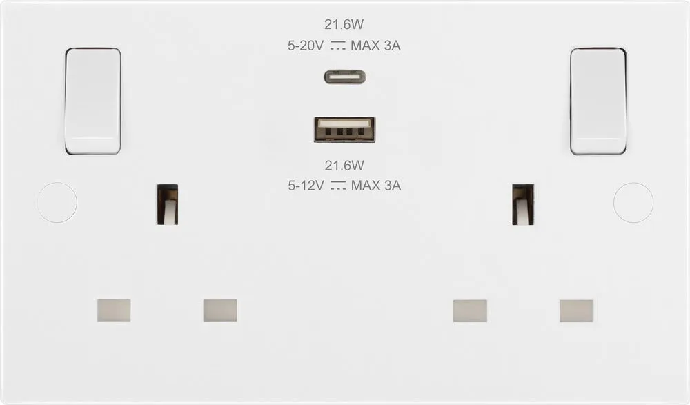 BG 922UAC22 White Square Edge 13A Double Switched Power Socket   USB A C (22W)