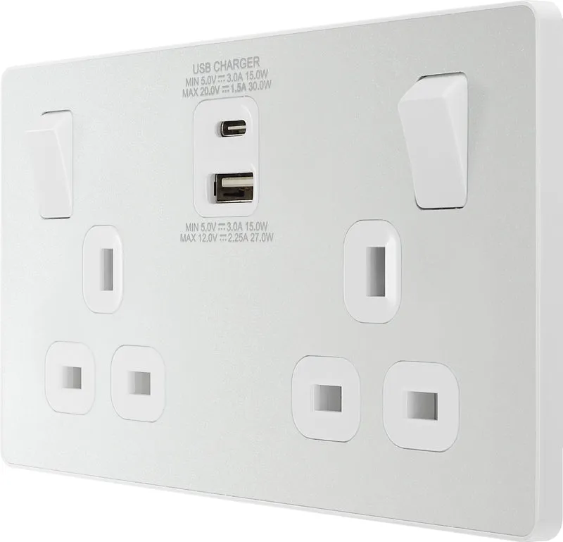 BG Evolve PCDCL22UAC30W 13A Double Switched Power Socket   USB C 30W   USB A(3.1A) - Pearlescent White (White)