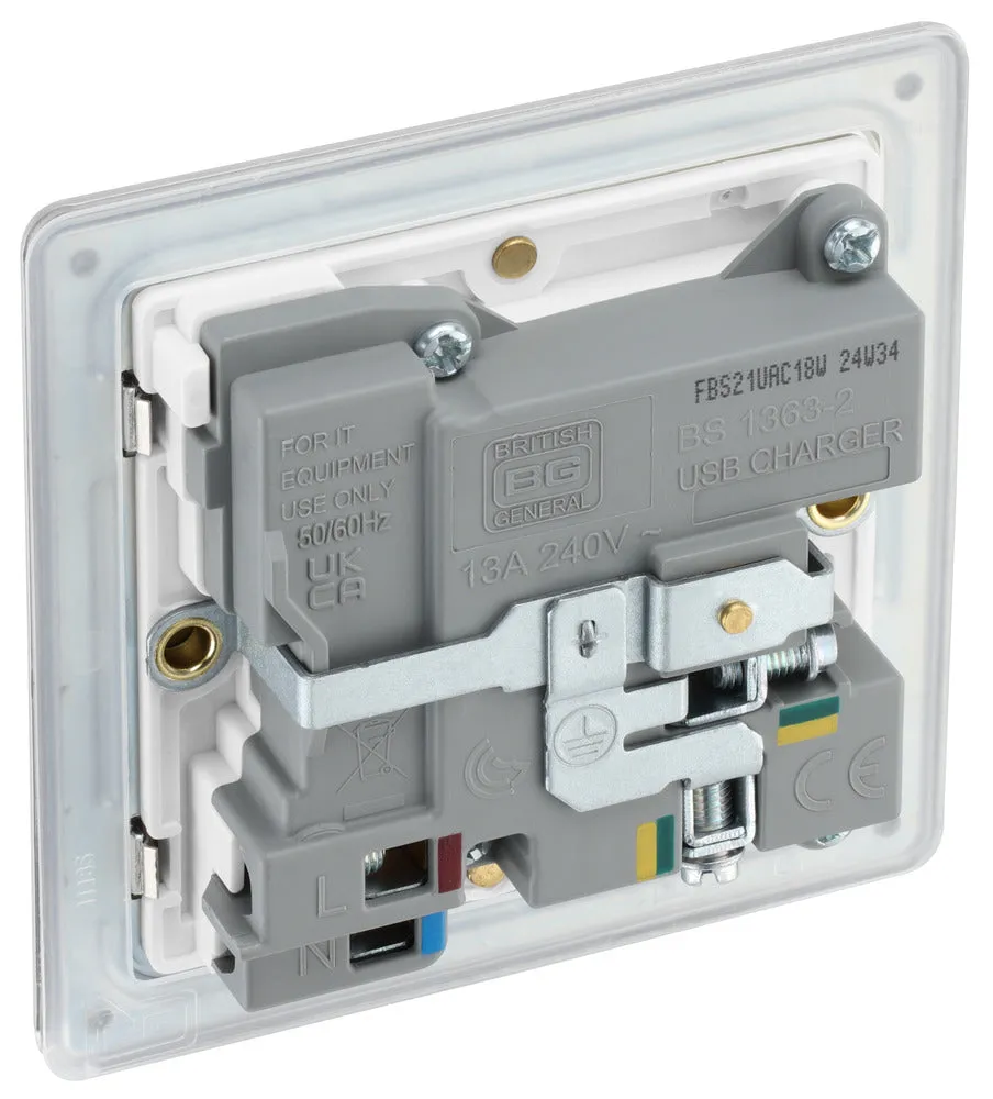 BG FBS21UAC18W Flatplate Screwless 13A Single Switched Power Socket   USB A C (18W) - Brushed Steel   White Insert