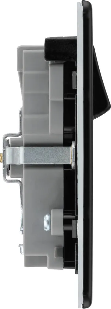 BG FFB22UAC22B Flatplate Screwless 13A Double Switched Power Socket   USB A C (22W) - Matt Black   Black Insert