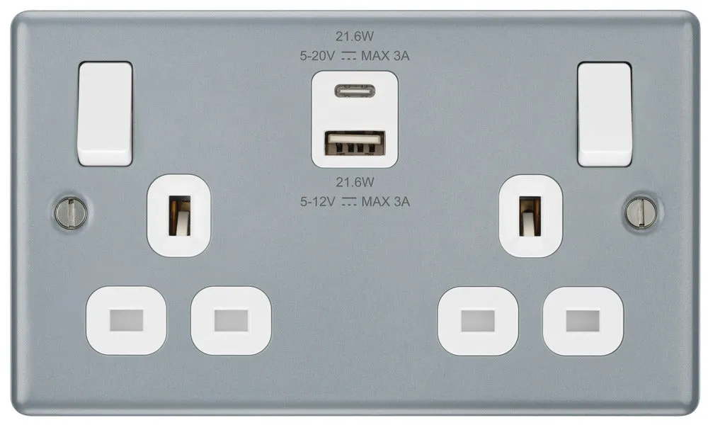 BG MC522UAC22 Metal Clad 13A Double Switched Power Socket   USB A C (22W)