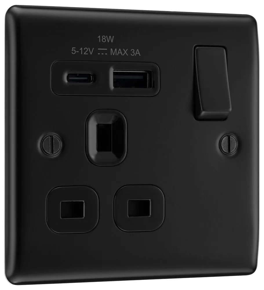 BG NFB21UAC18B Nexus Metal 13A Single Switched Power Socket   USB A C (18W) - Matt Black   Black Insert