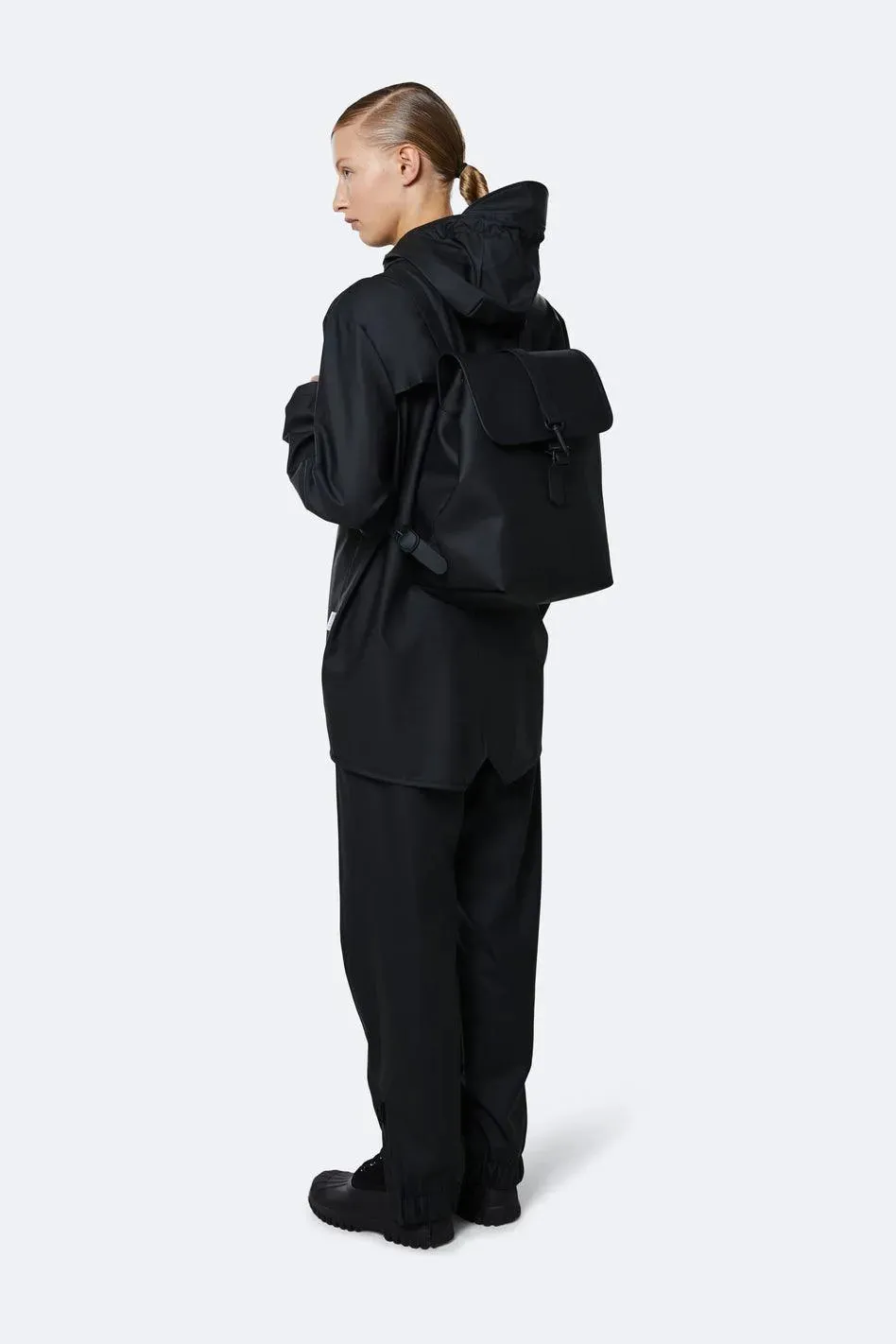 Bucket Backpack Black