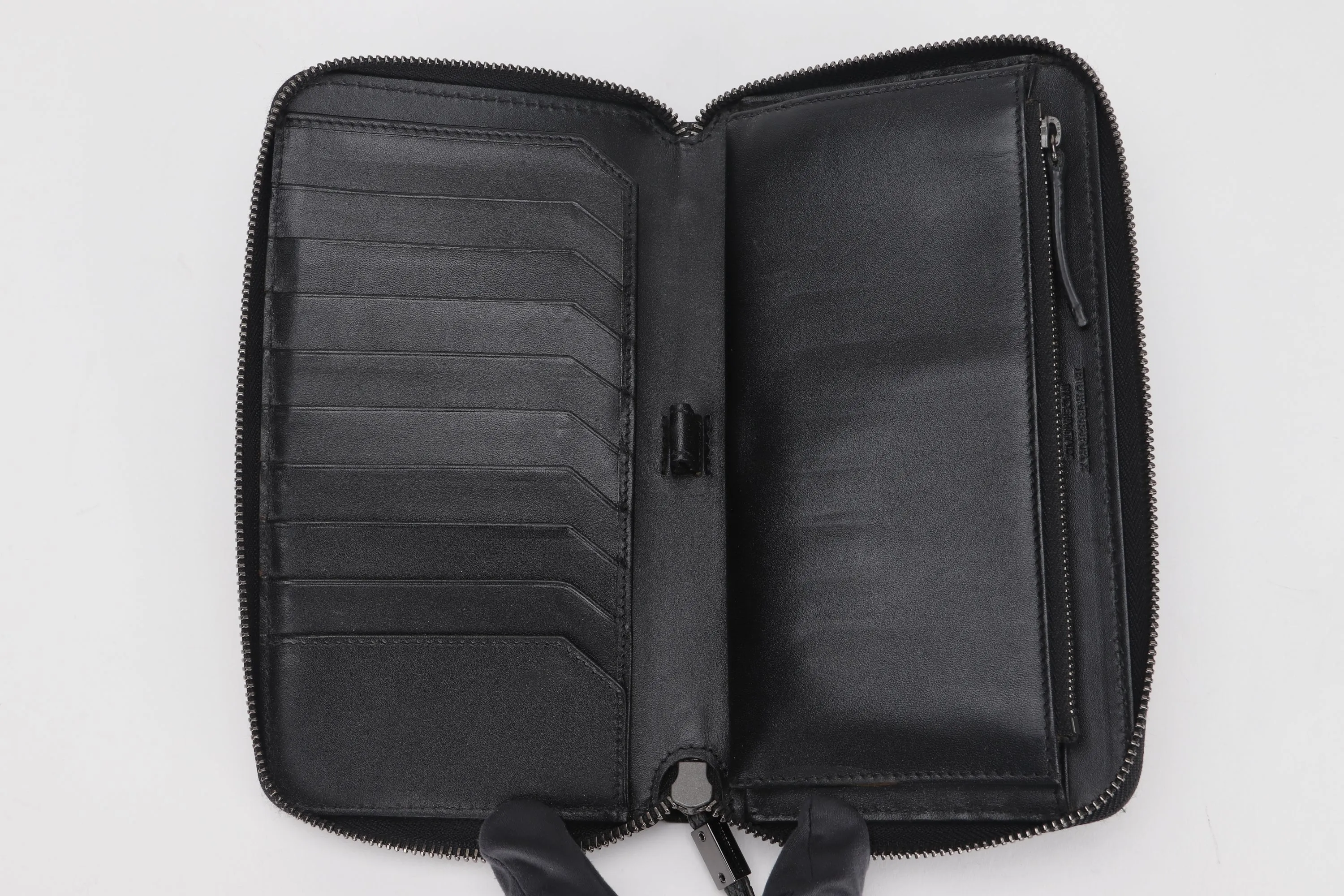 BURBERRY RENFREW LONG ZIP AROUND WALLET CALF GRAIN LEATHER, WITH BOX, NO DUST COVER