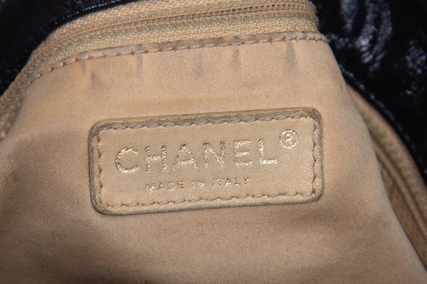 Chanel 2008/09 Black Patent Leather Vinyl Rodeo Tote