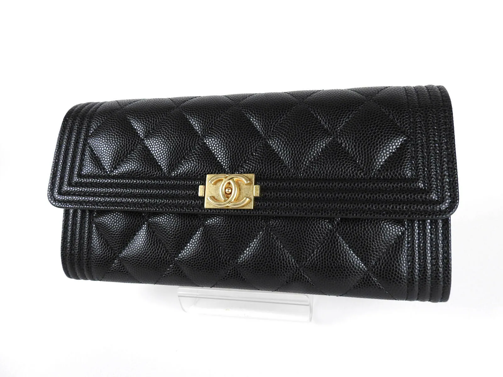 Chanel caviar Leather flap boy wallet with gold hardware