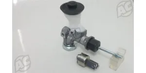Clutch Master Cylinder Toyota Landcruiser (TOY338)