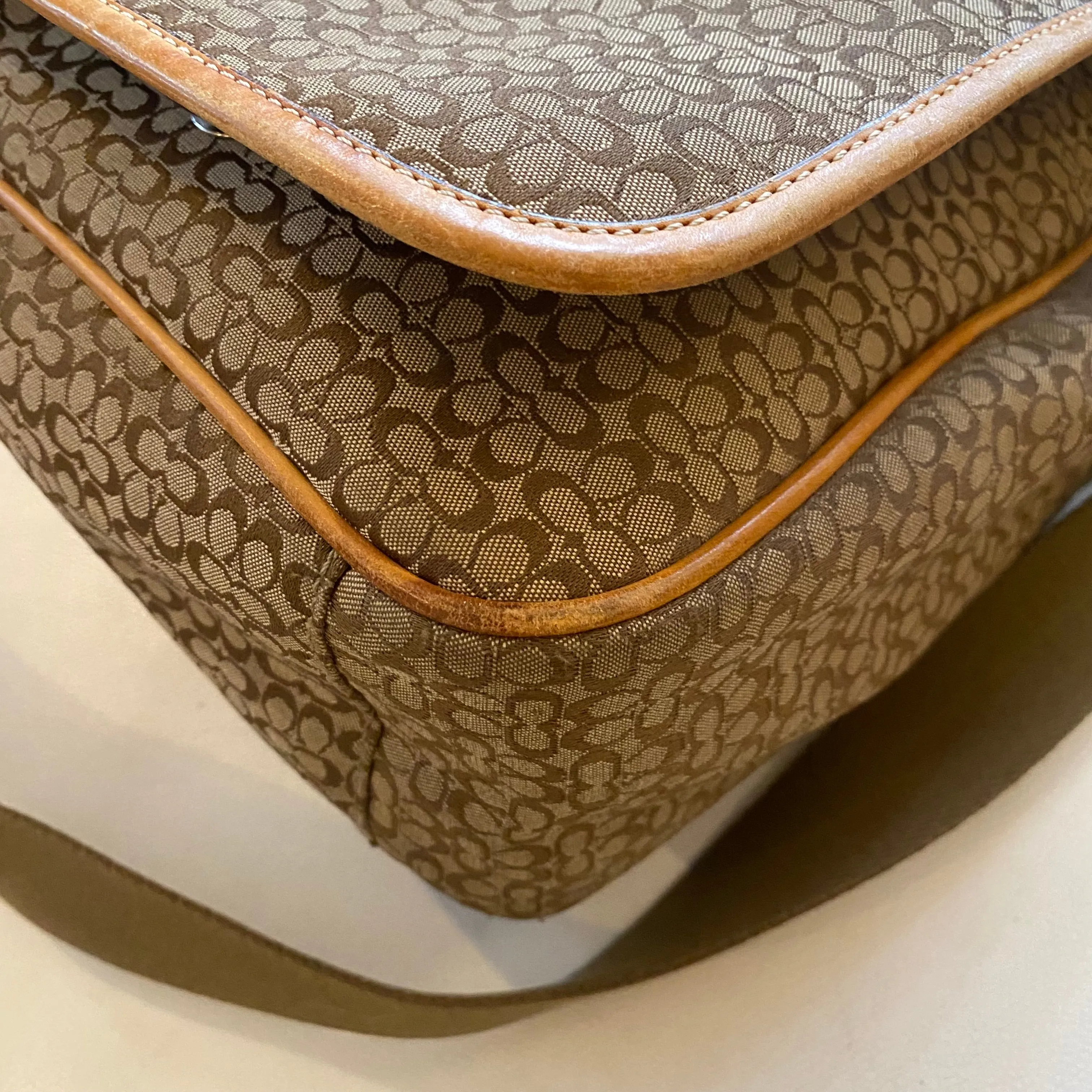 COACH Signature Hudson Khaki Jaquard Y2K Messenger Bag