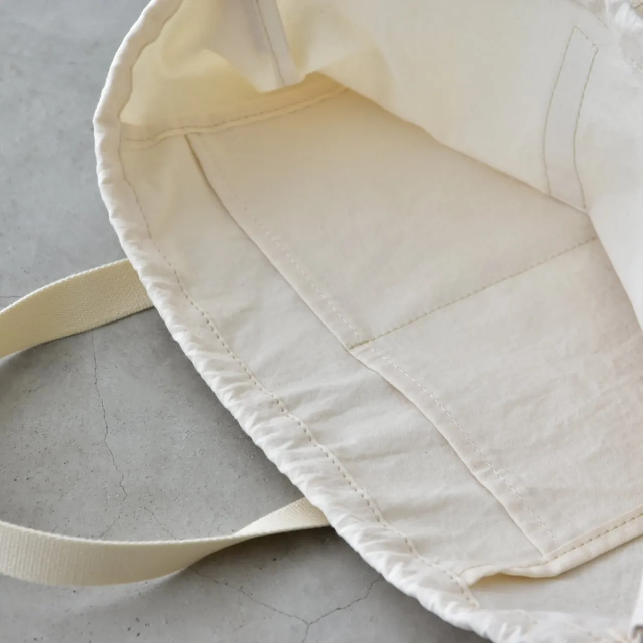 CRONY. | クルニー　Kinchaku Tote M