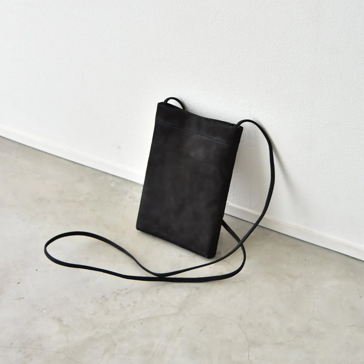 CRONY. | クルニー　SLIM SHOULDER S