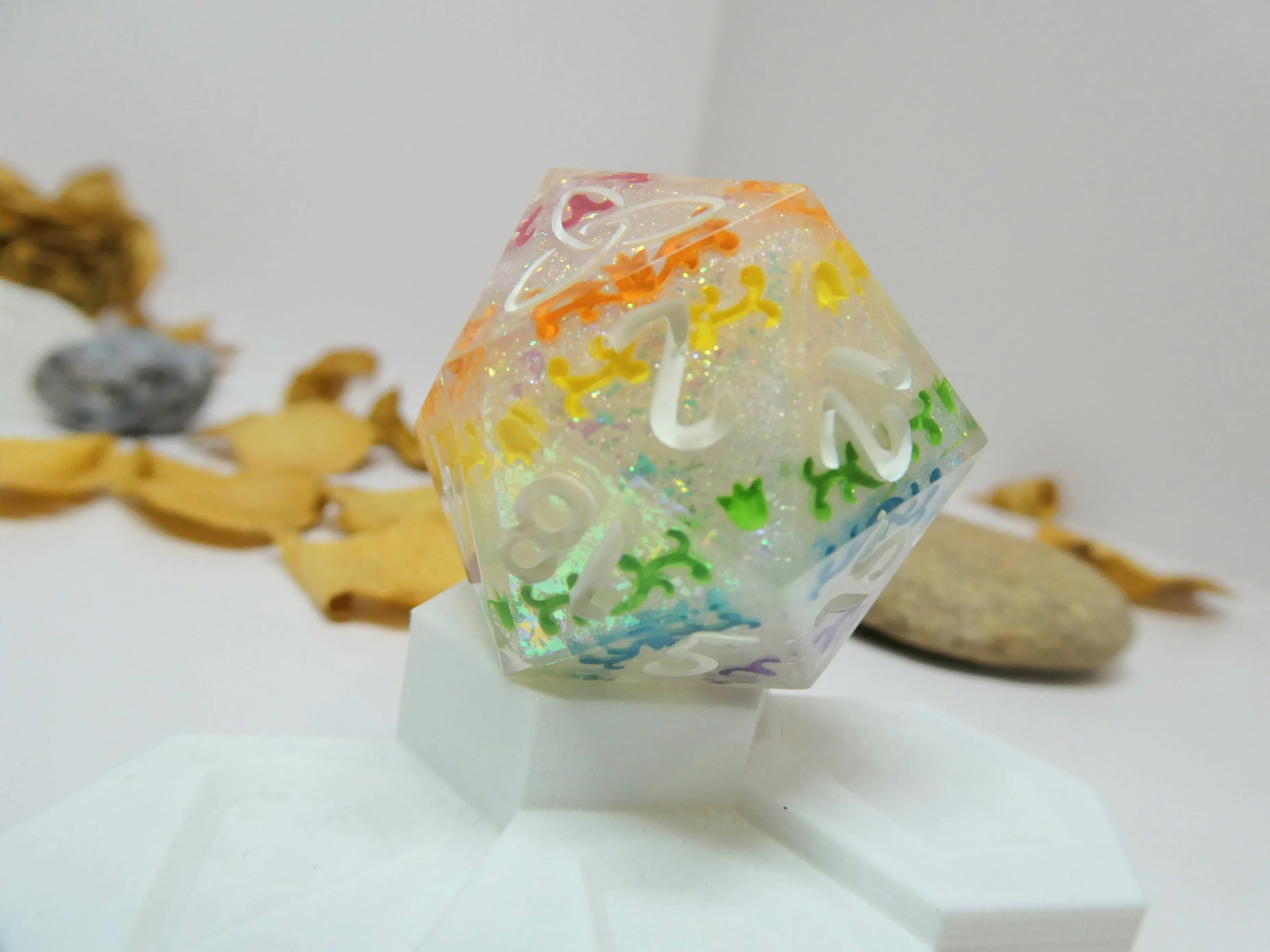 Divine Songbird Intricate Oversized d20