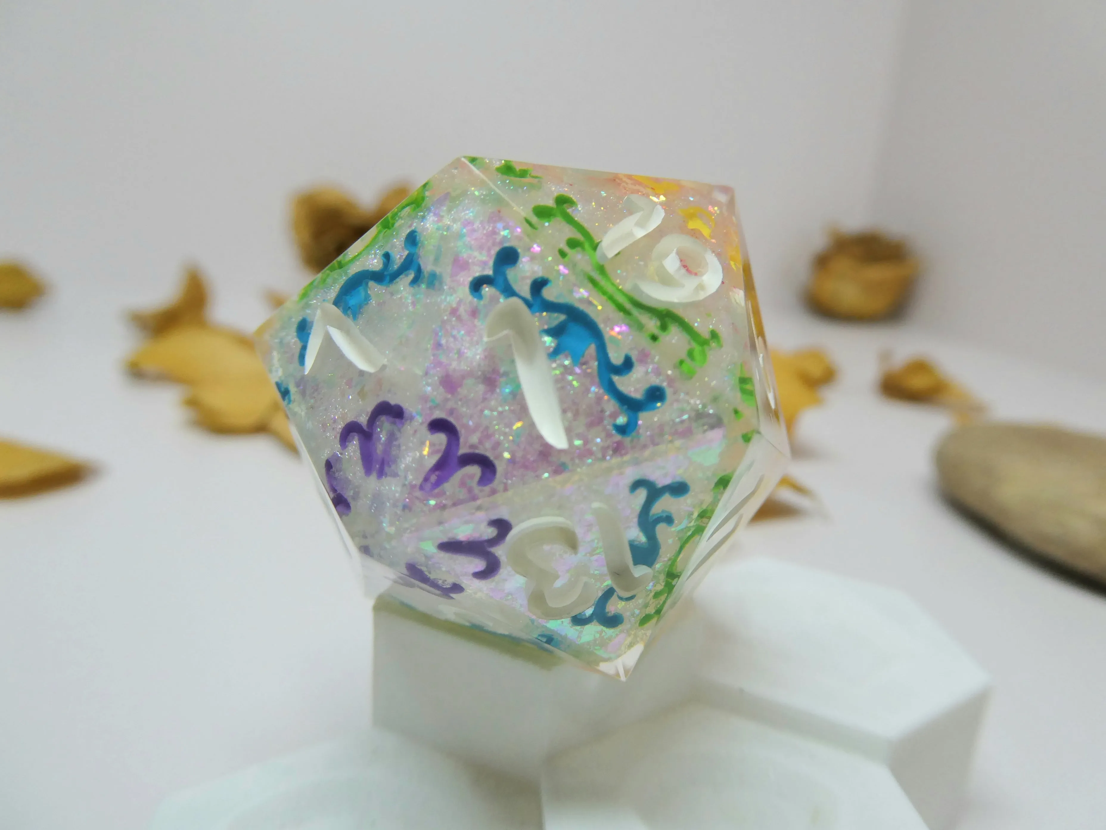 Divine Songbird Intricate Oversized d20