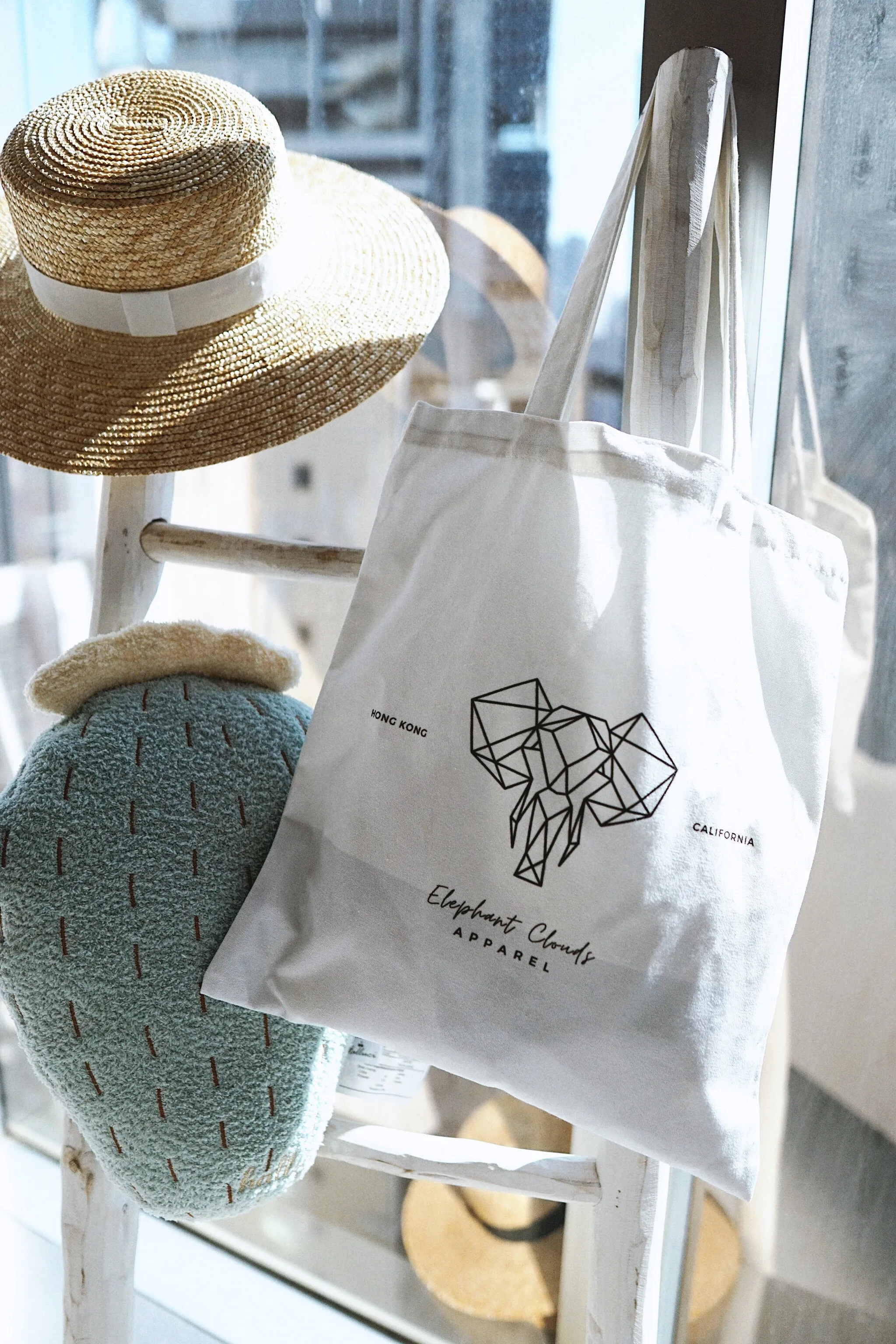 ELEPHANT Tote Bag