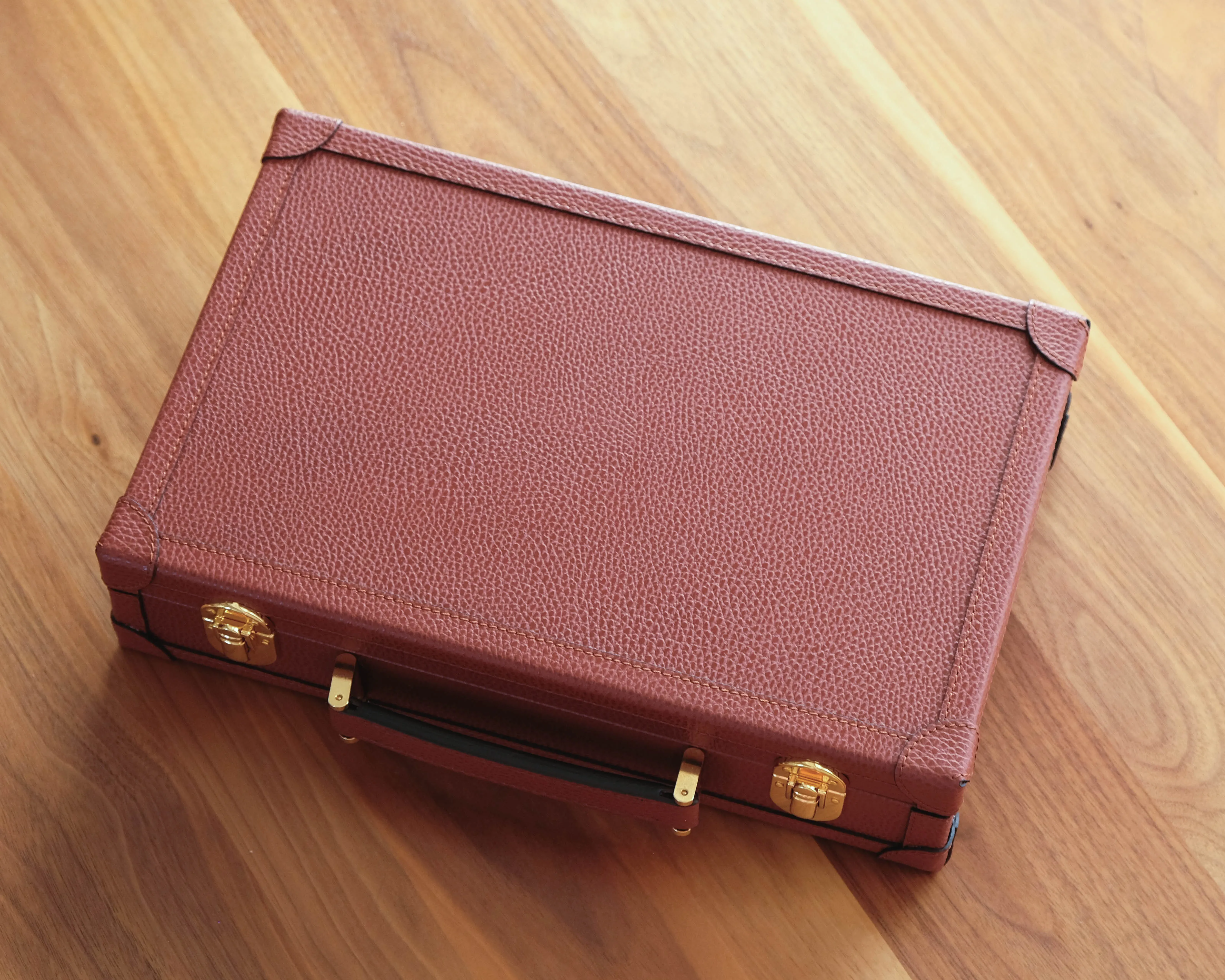 Eyewear Briefcase in Cedar