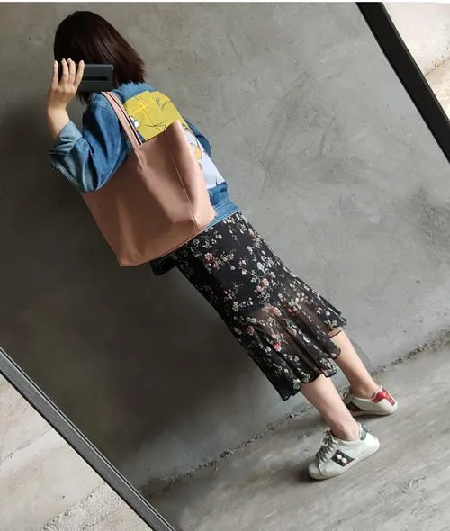 Fashion Womens Light Pink Leather Oversize Tote Bag Pink Shoulder Tote Bag Pink Handbag Tote For Women