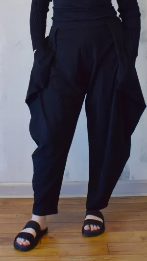 Gaia Pant in Black