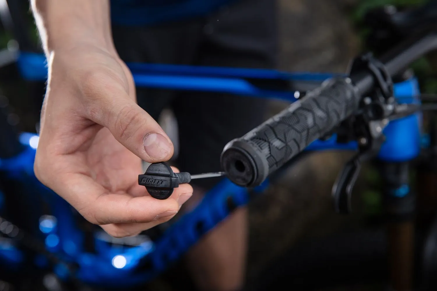 Giant Clutch Bar End Storage