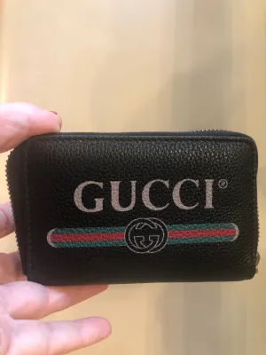 Gucci 80s Small Zip Around Card Case in Black