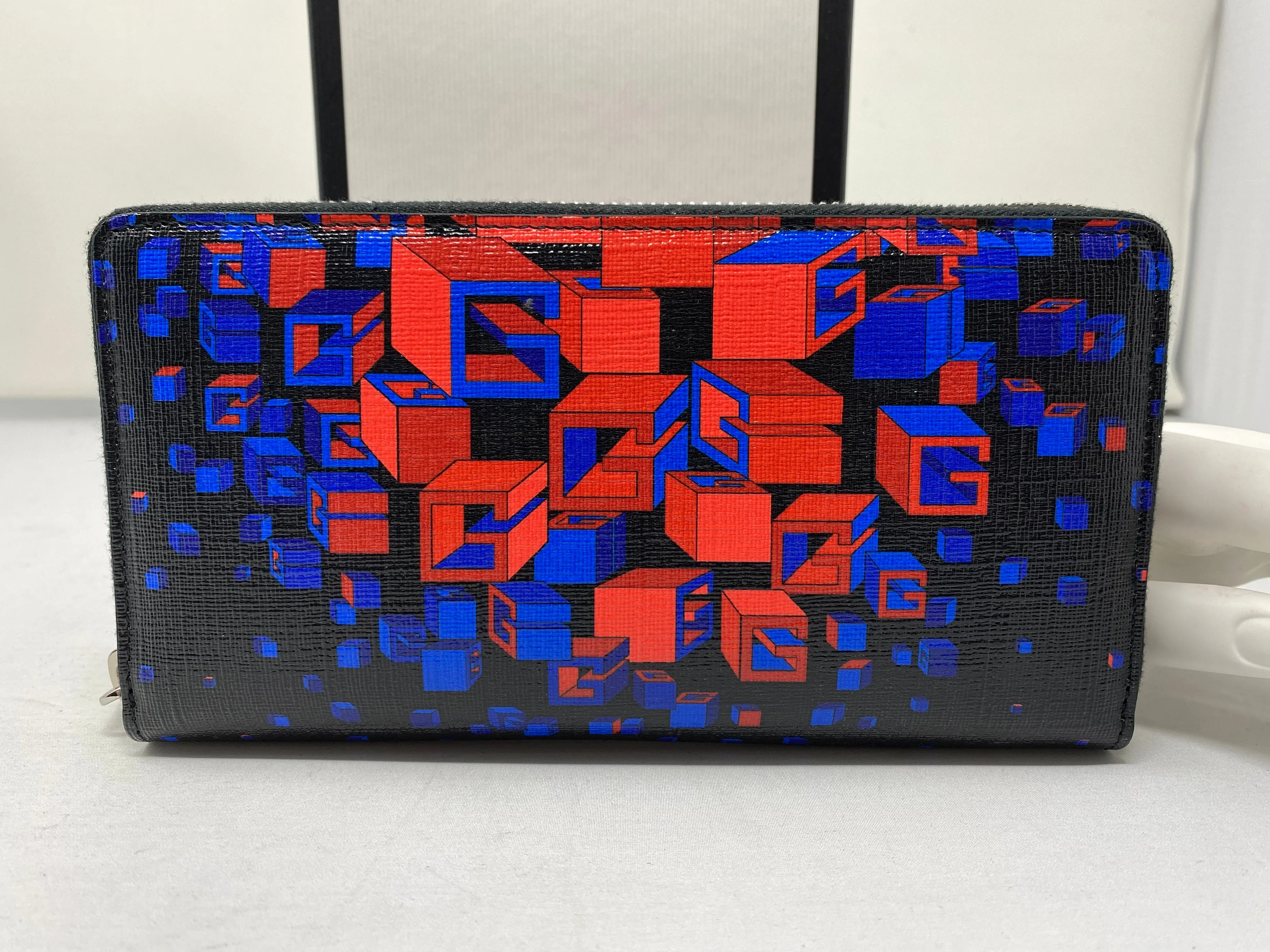 Gucci Large Zip around Wallet with Square G's