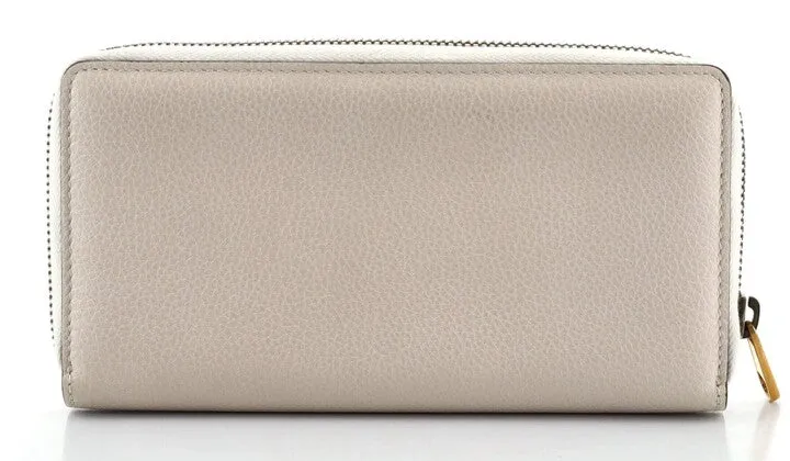 Gucci Printed Logo Leather Zip Around Wallet in White