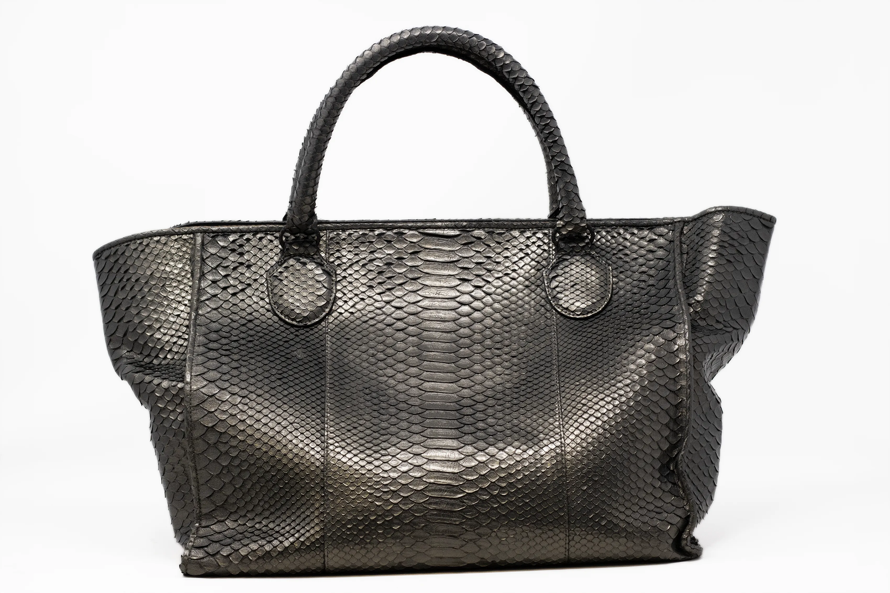 HANDBAG LARGE E/W TOTE IN GUNMETAL PYTHON