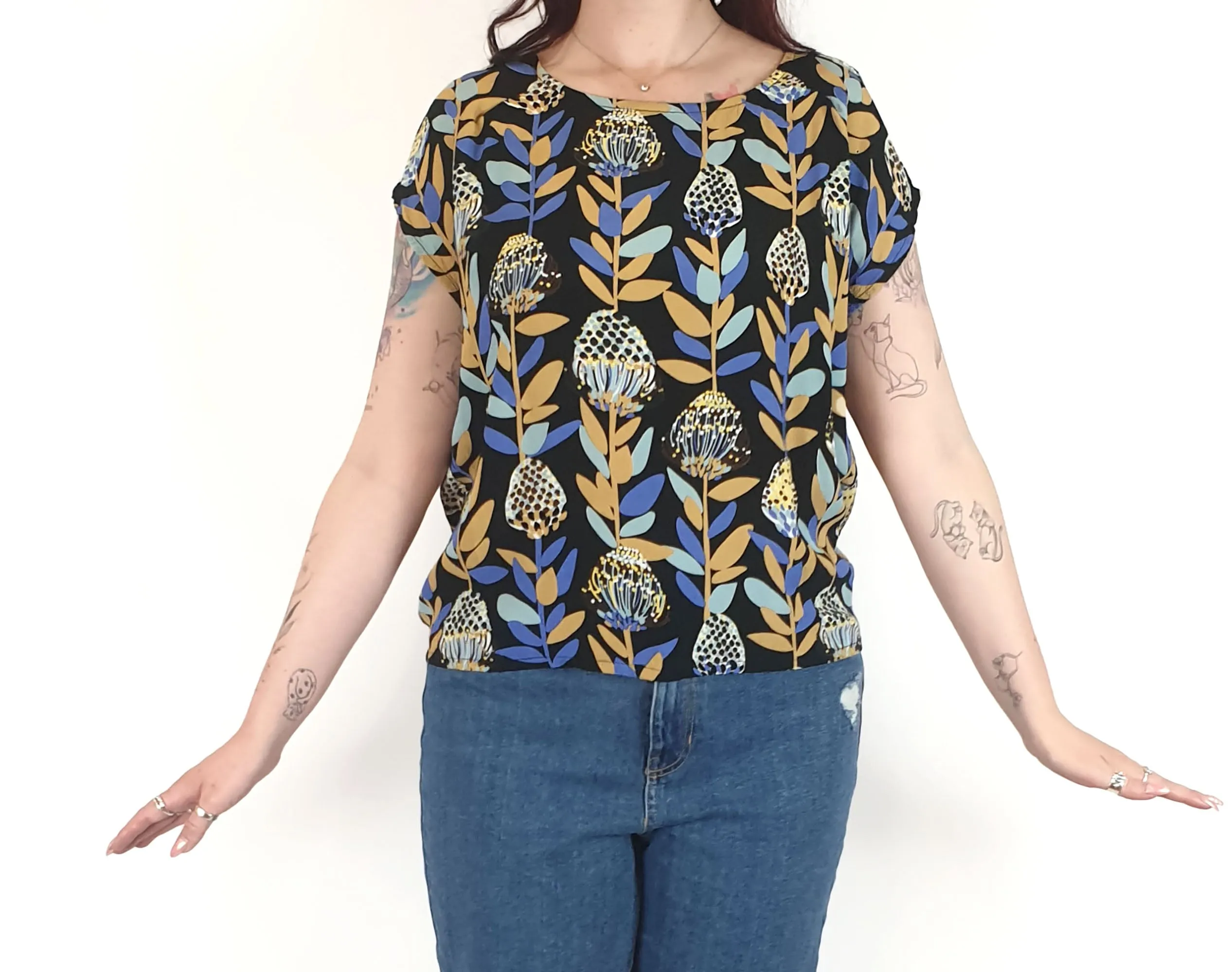 Leonard Street protea print top size 12