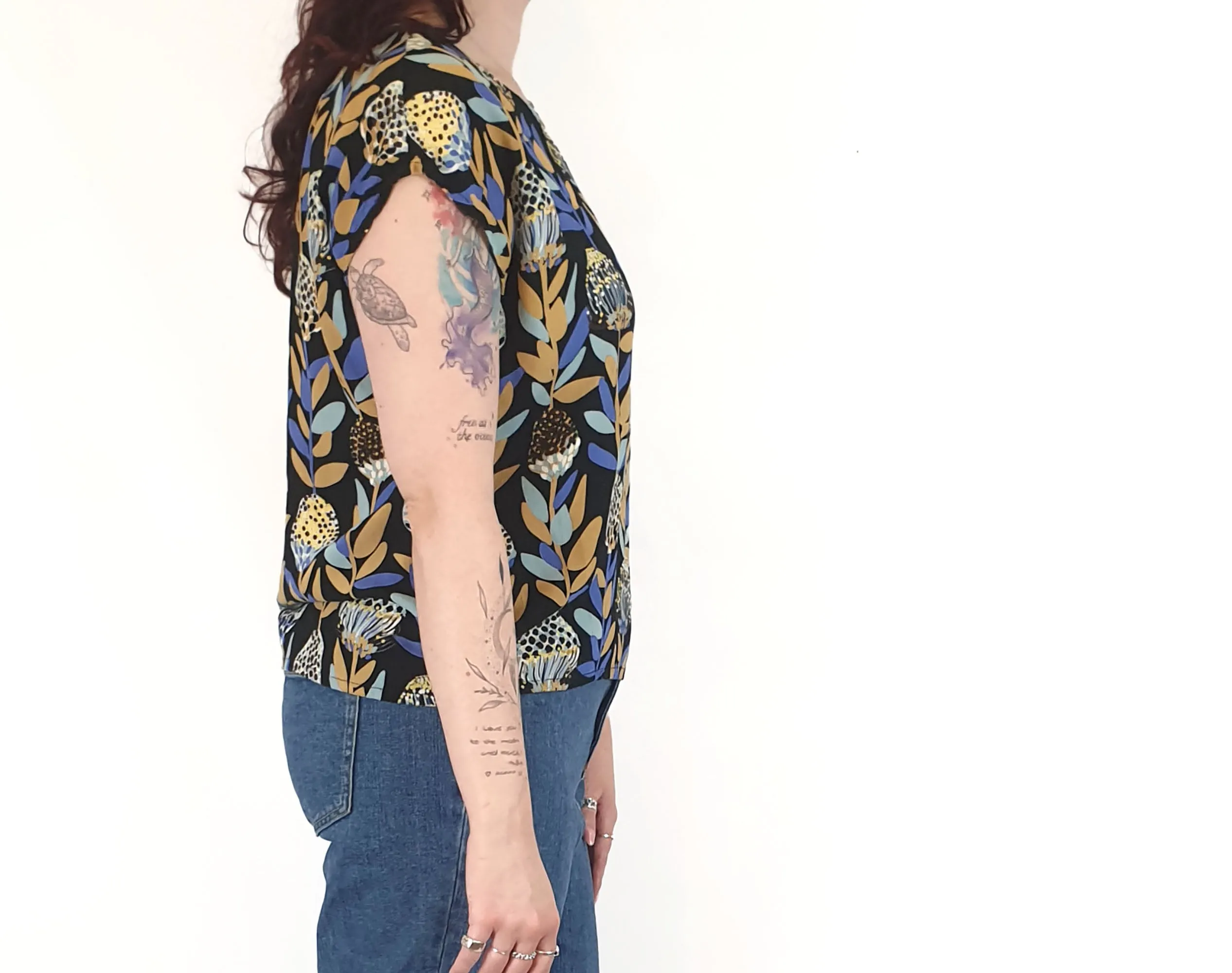 Leonard Street protea print top size 12