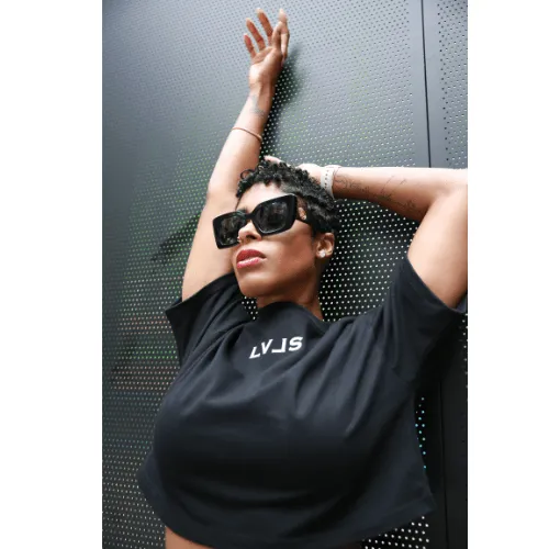 LEVELS OVERSIZED CROP TEE | BLACK