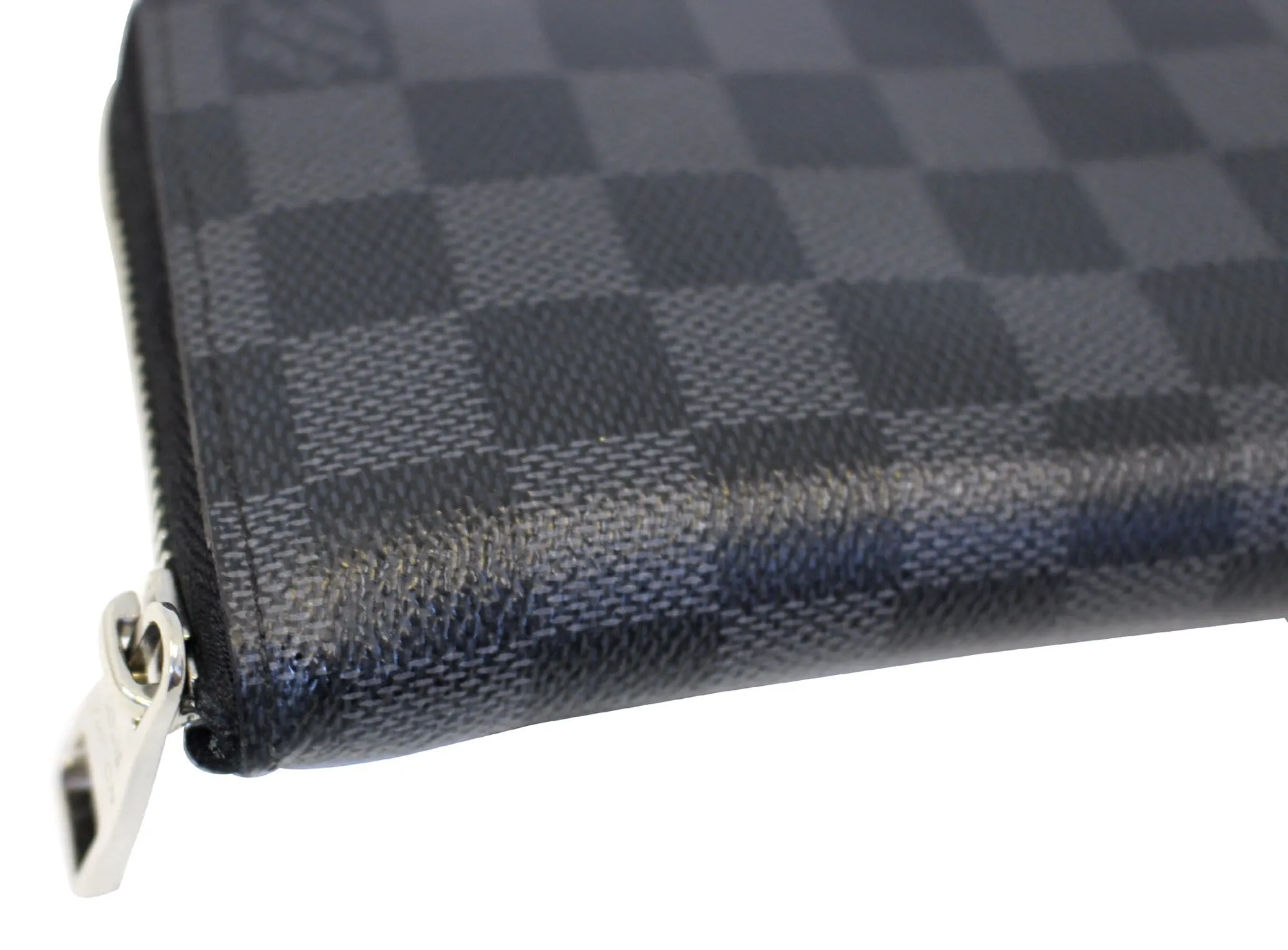 LOUIS VUITTON Damier Graphite Vertical Zippy Wallet
