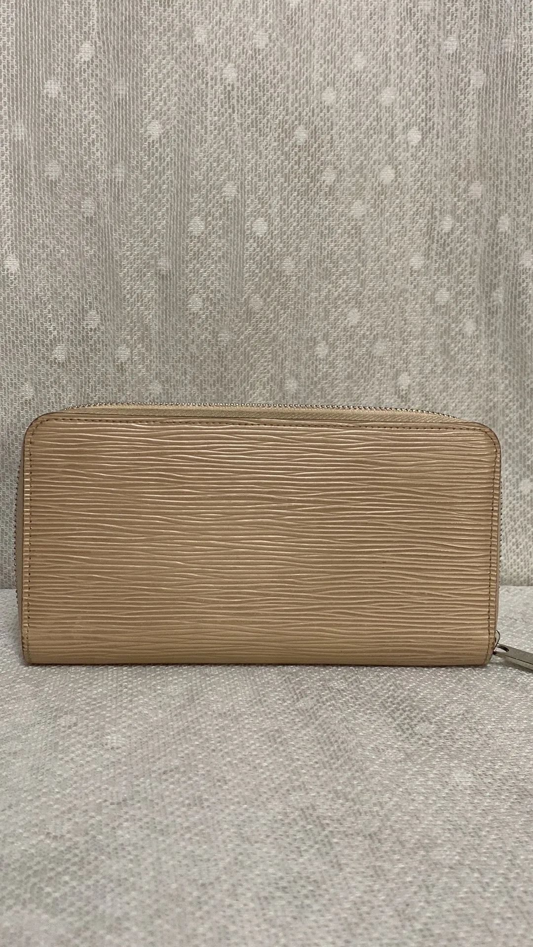 Louis Vuitton Epi Leather Long Zippy Zip Wallet In Beige