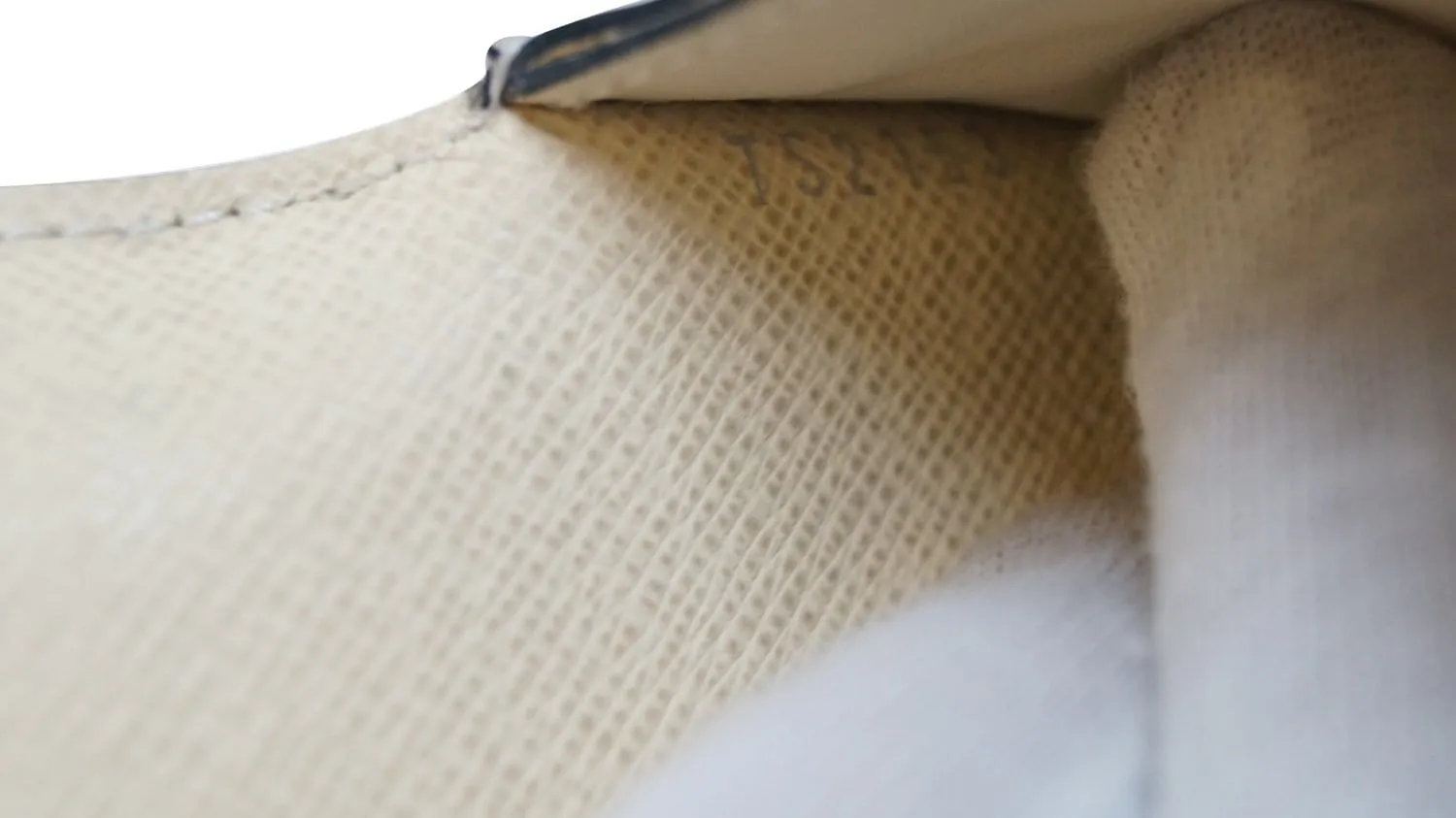 LOUIS VUITTON Epi Portefeuille Flore Long Wallet White Yellow - Final Call