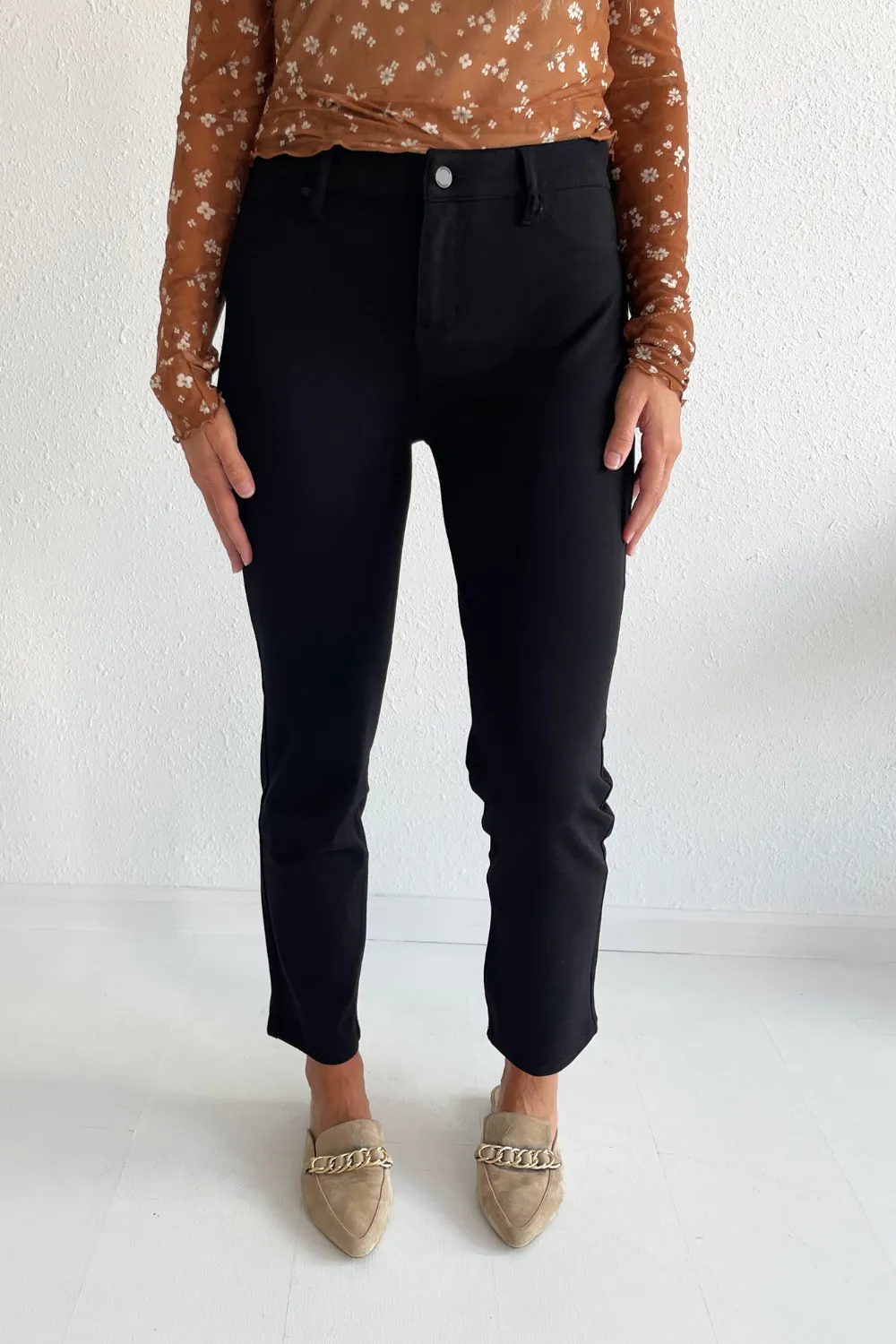 Madonna Slim 29in