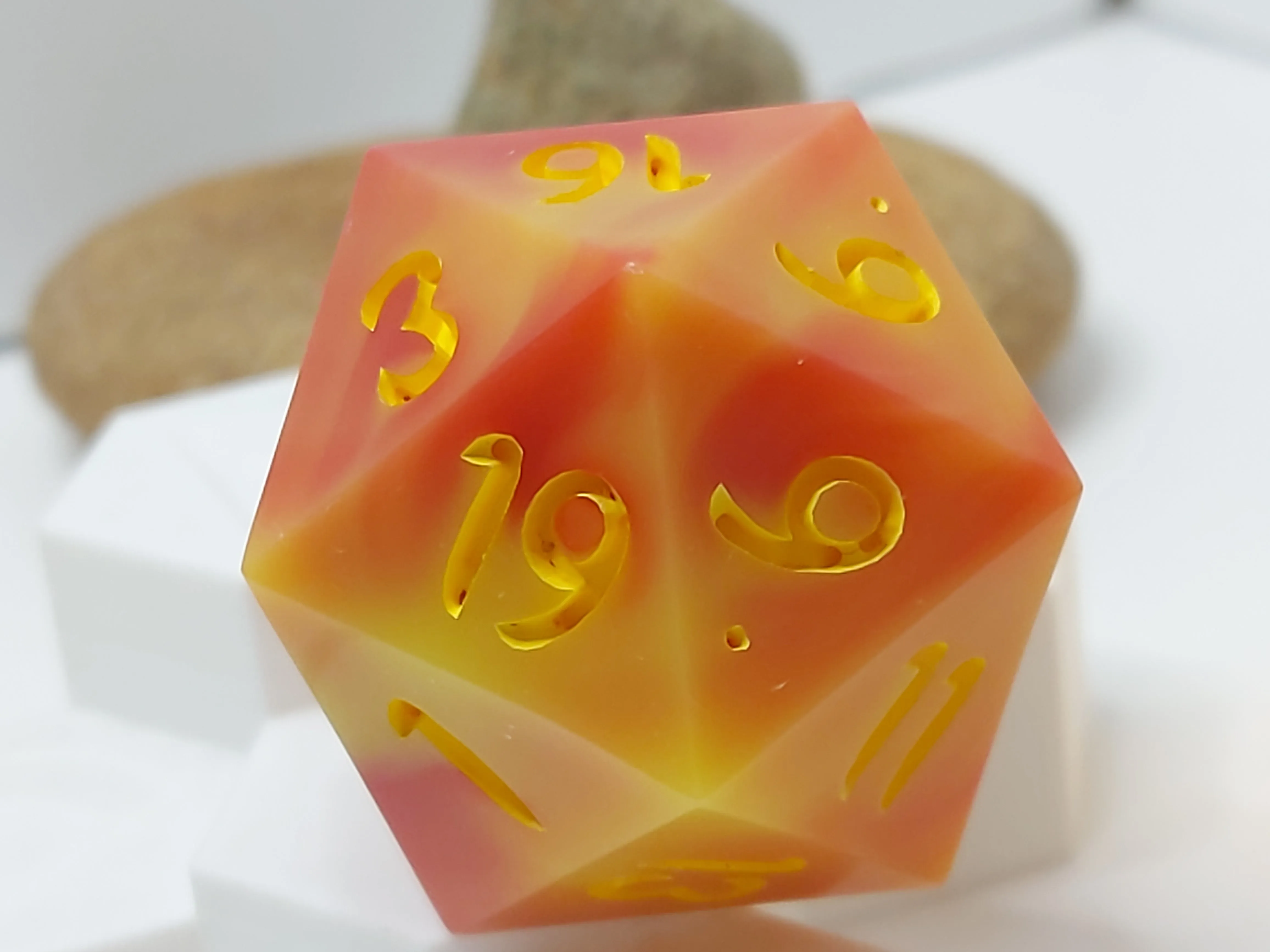Mango Oversized d20