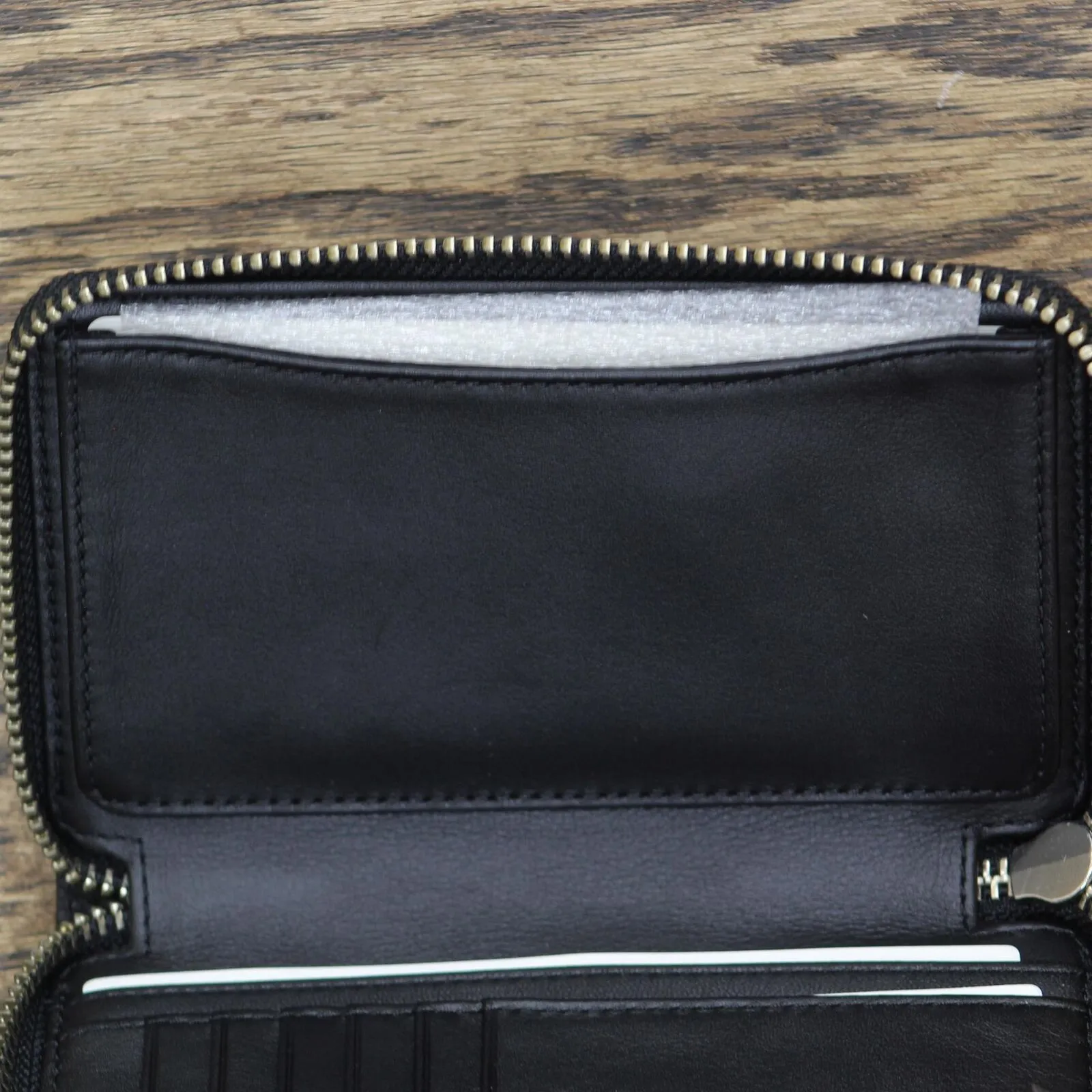 Marc Jacobs Women's 'Gotham City' Leather Phone Wallet