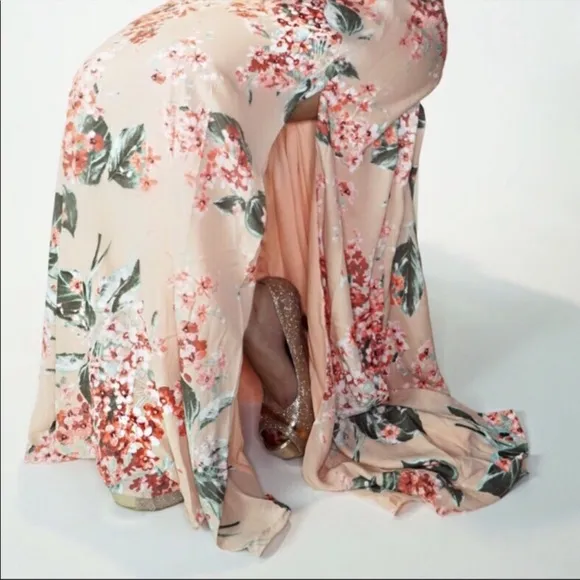 New Gorgeous Blush Floral Maxi Dress With Side Slit