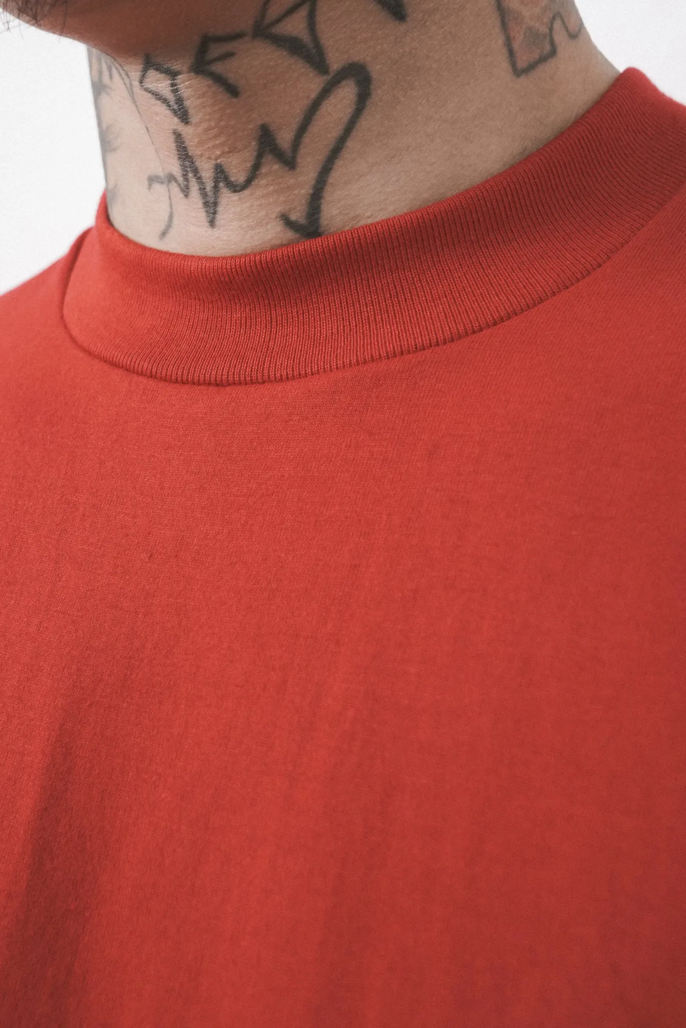 OVERSIZED TEE IN RARRI RED