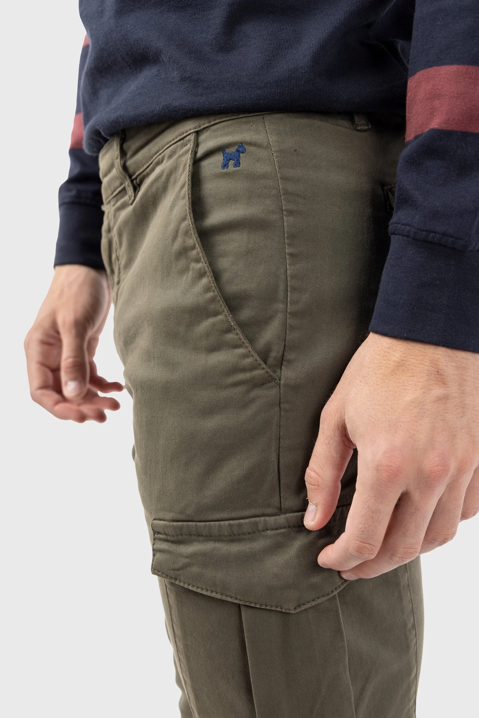 Pantalón Cargo Khaki