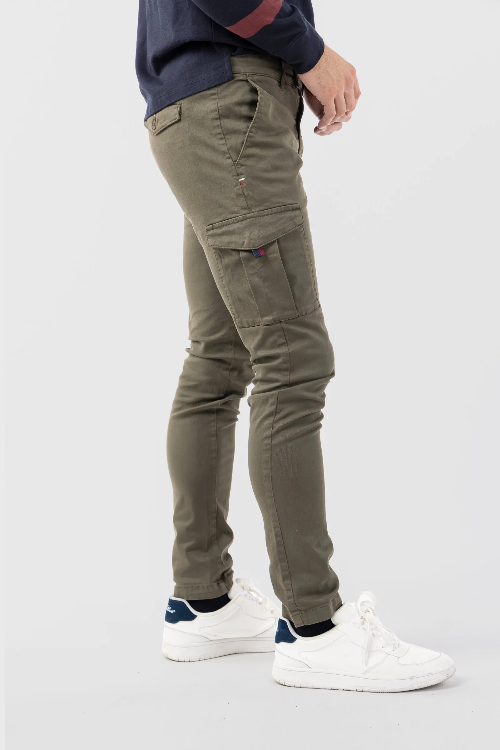 Pantalón Cargo Khaki
