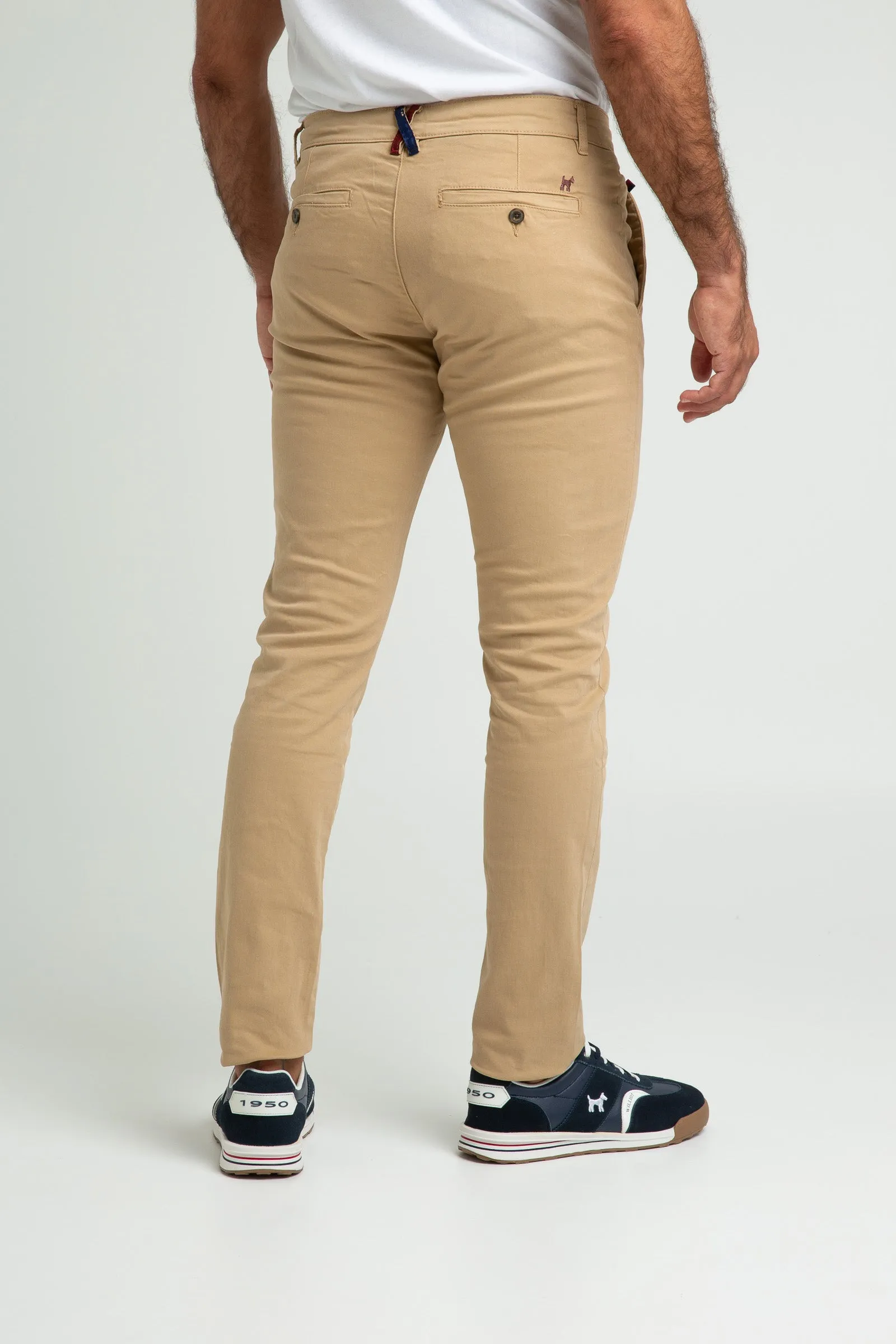 Pantalón Chino Arena