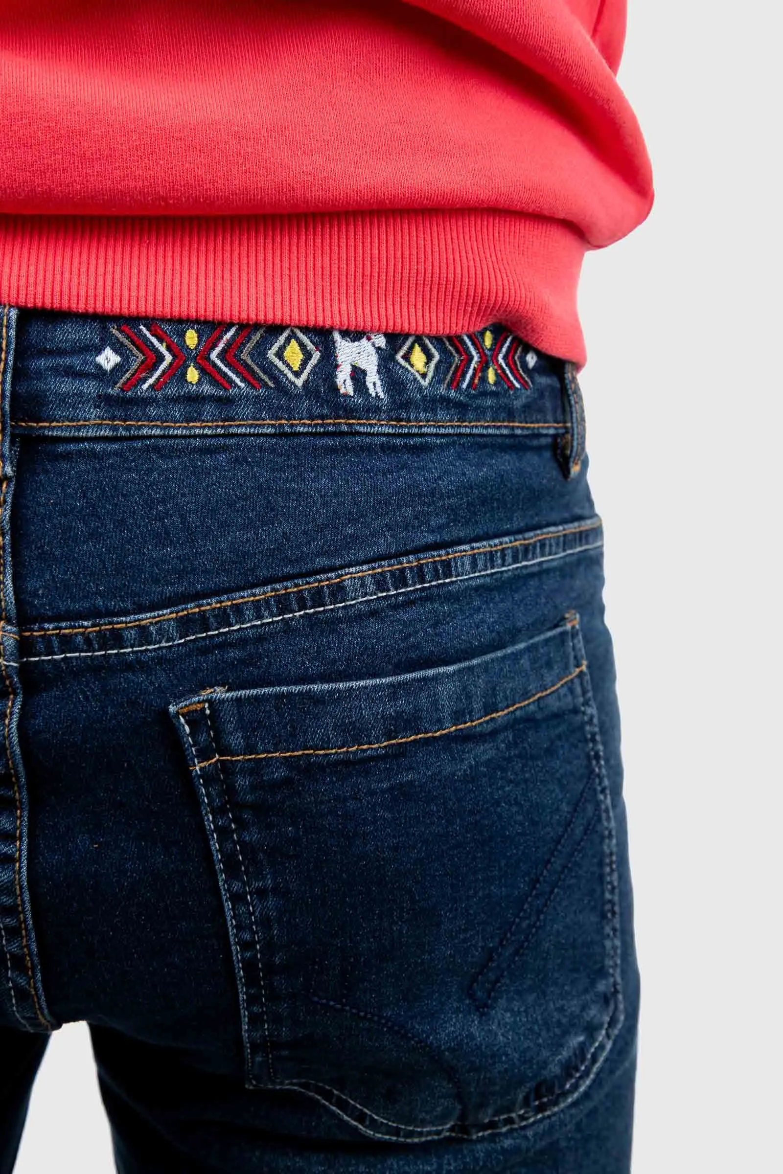 Pantalón Vaquero Slim Fit